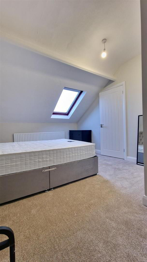Rooms 1, 2&5, 7 Newington Avenue 5 of 12