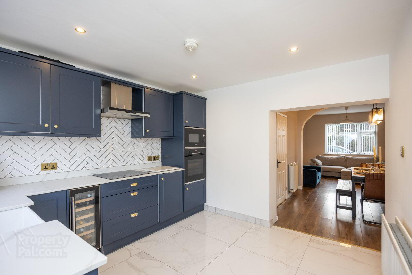 8 Milfort Avenue 9 of 17