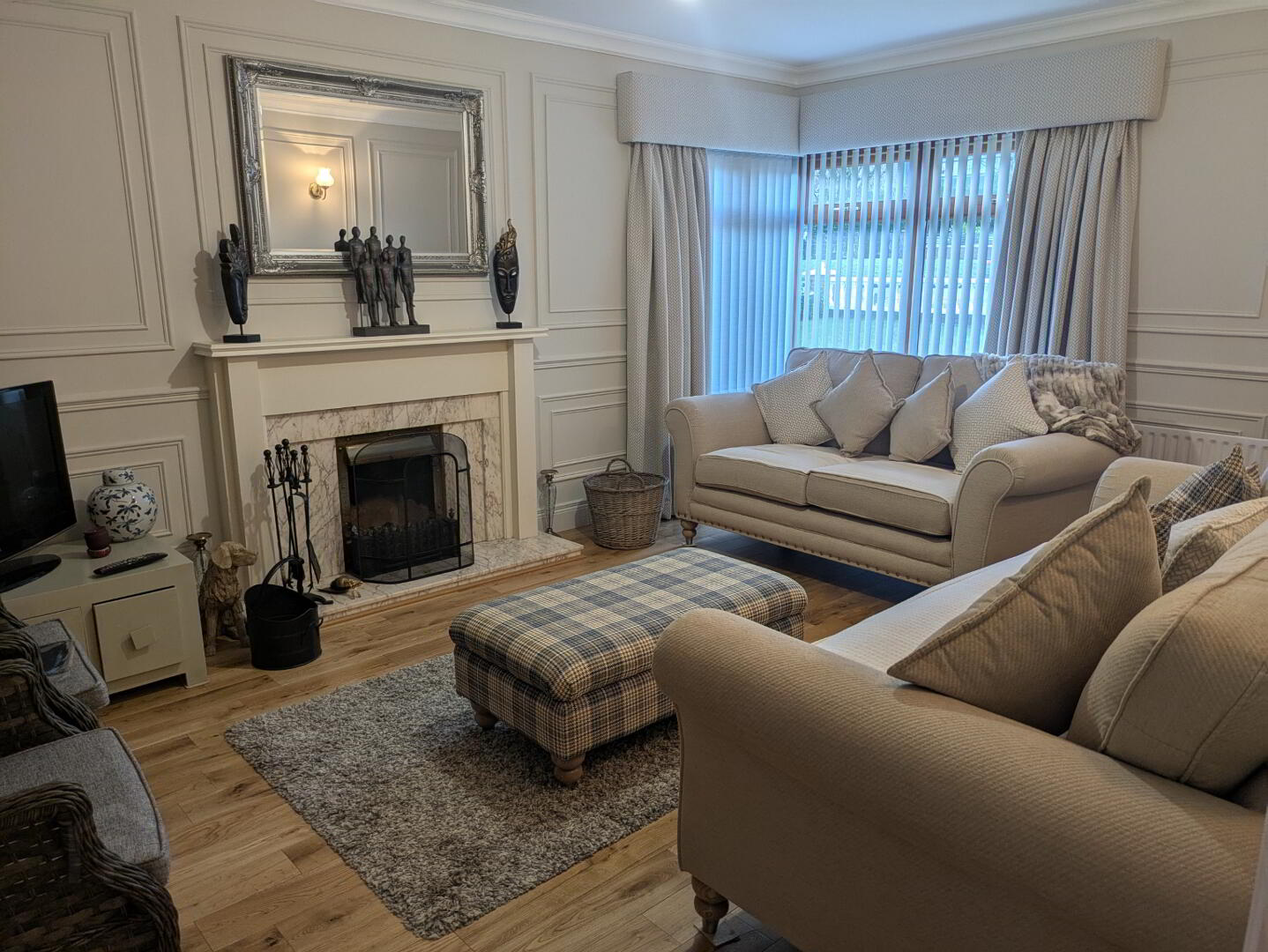 Room 1, 2 Ashlea Drive 7 of 13