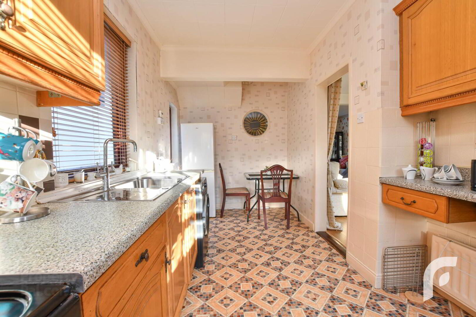 25 Donegall Park Avenue 12 of 28