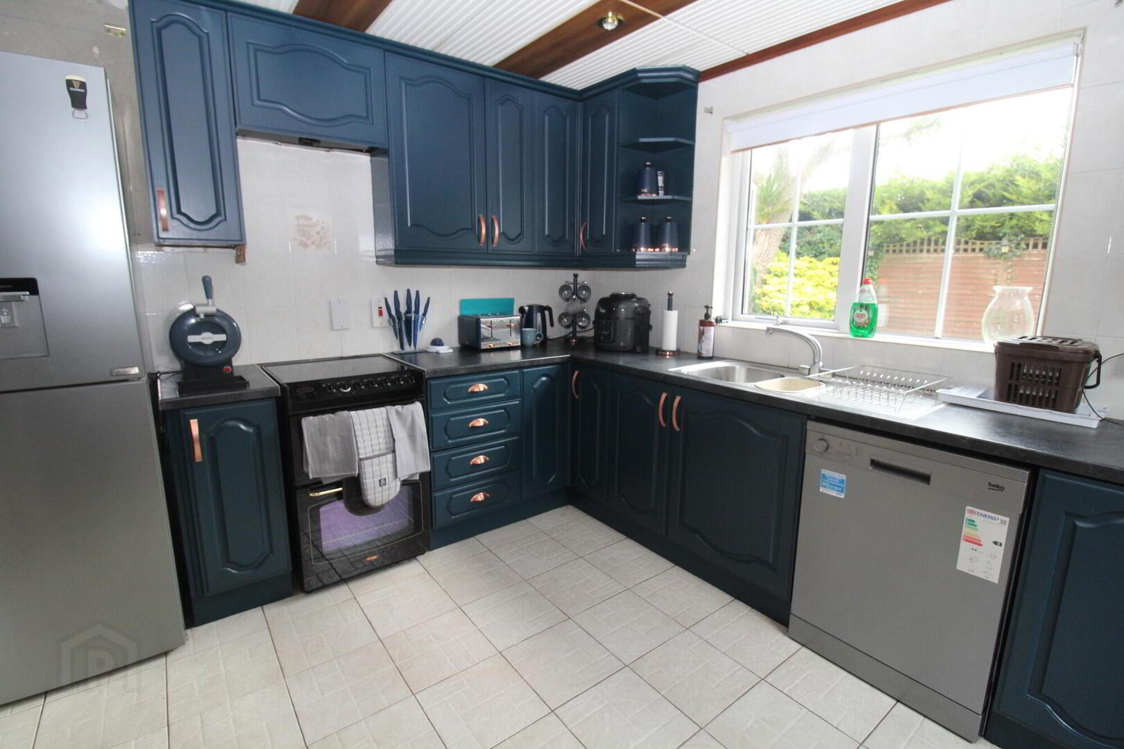 28 Mar-Lodge Drive 8 of 17