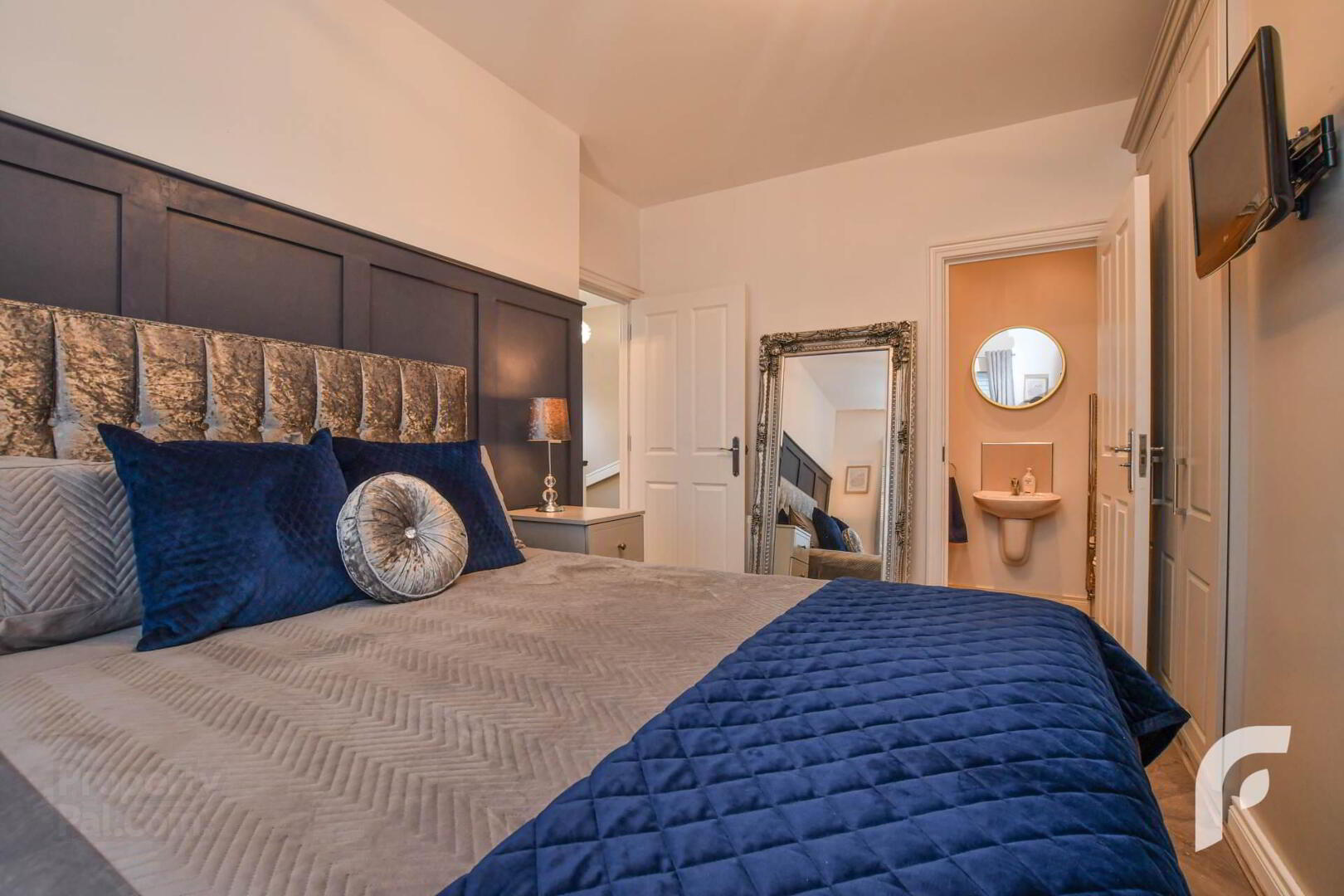 7 Blackrock Mews 23 of 37