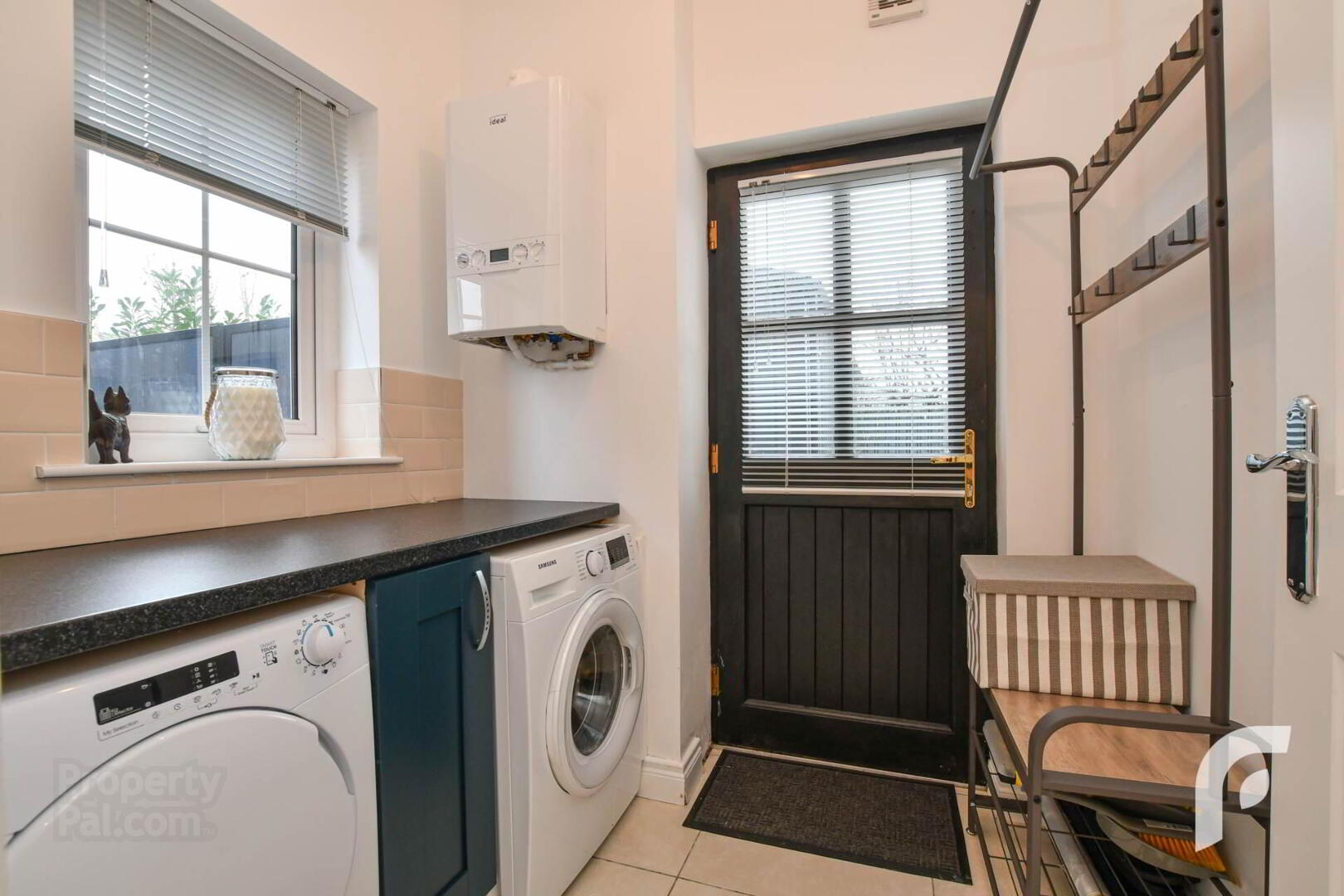 7 Blackrock Mews 15 of 37