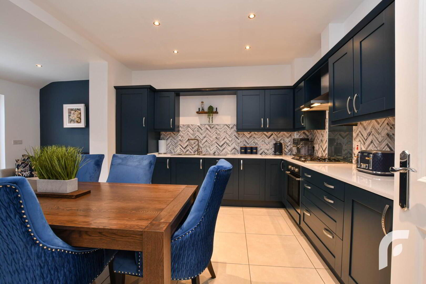 7 Blackrock Mews 11 of 37