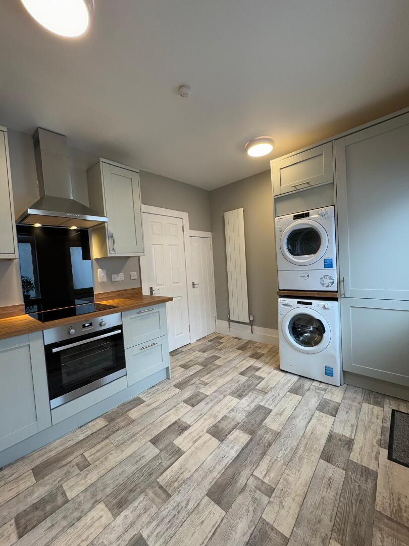 24 Benburb Street 5 of 10