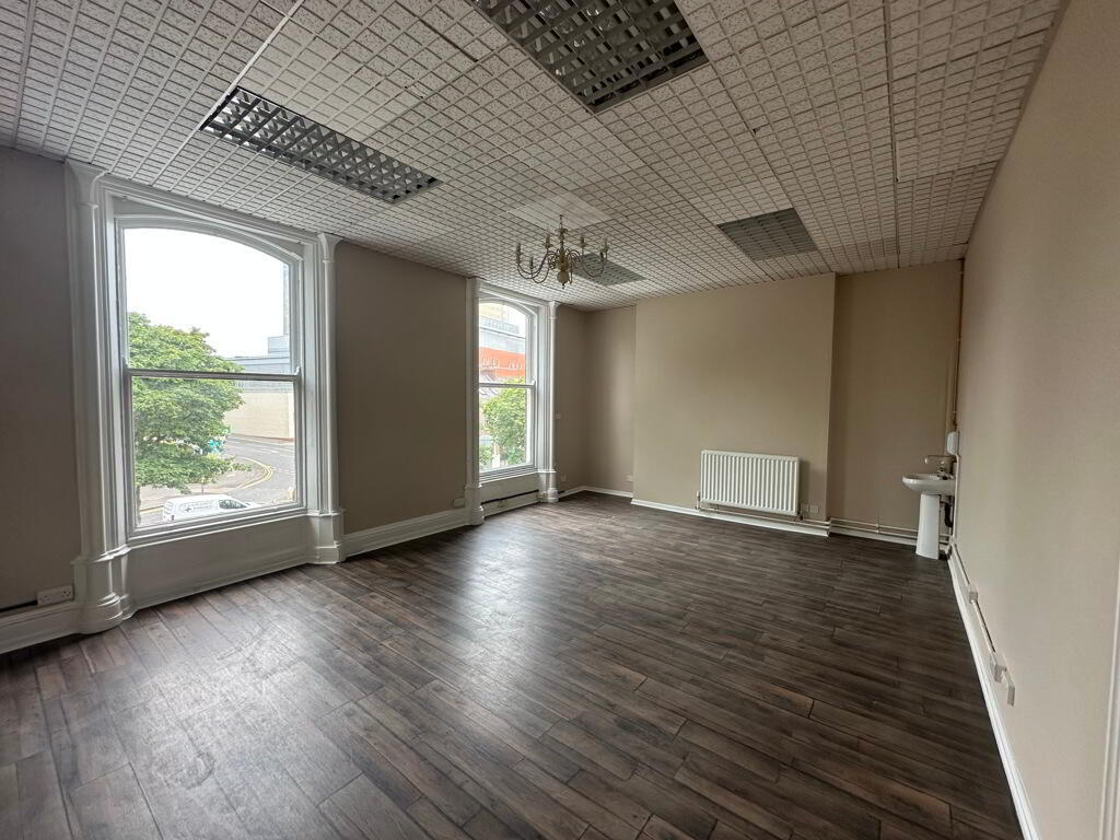 86 Lisburn Road 5 of 10