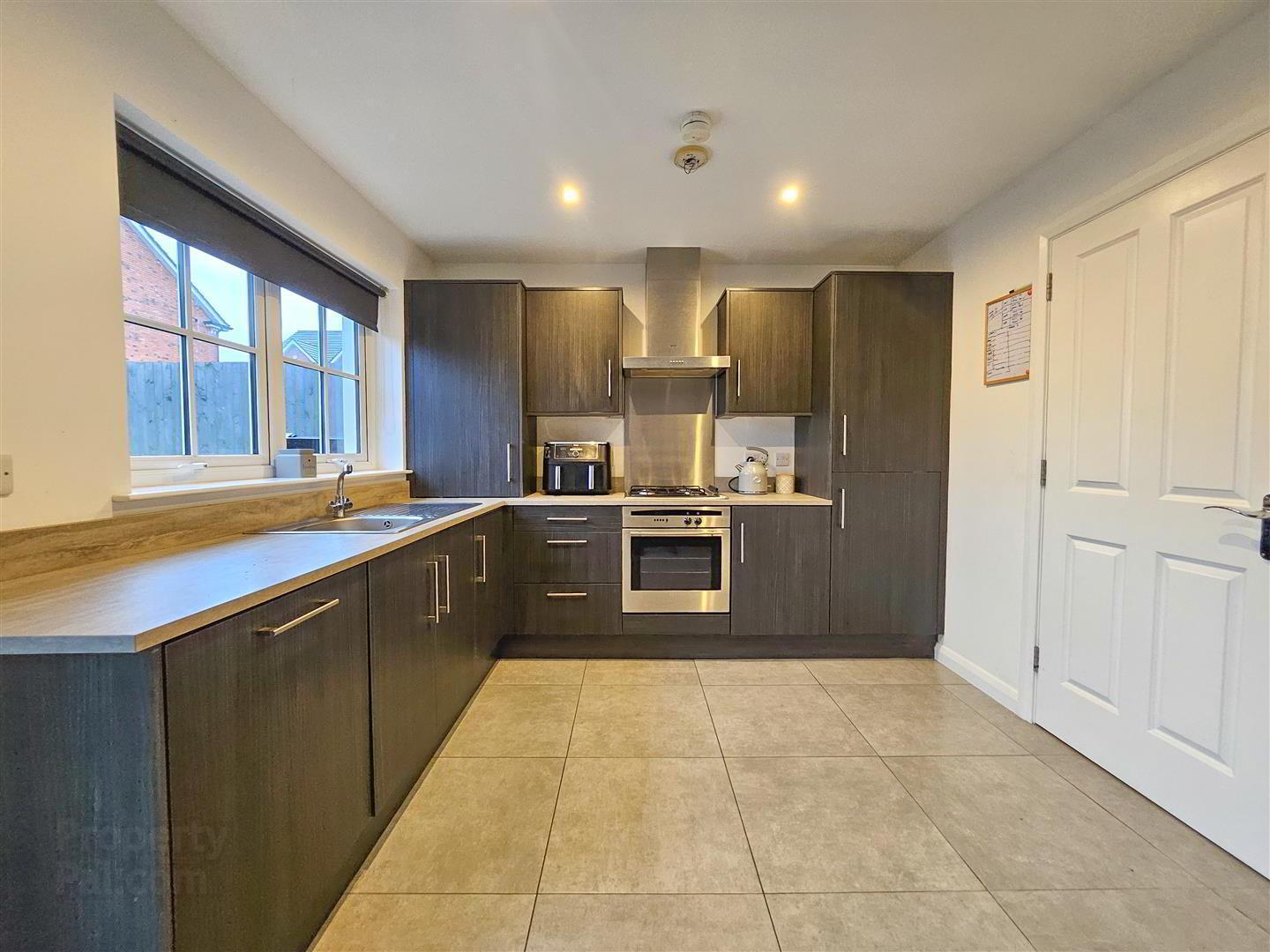 23 Foxton Place 10 of 24