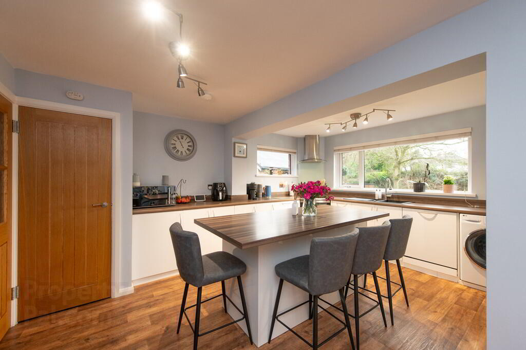 17 Mount Pleasant Avenue 8 of 28