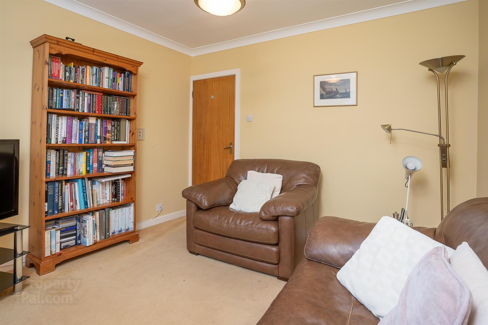 16 Larch Hill Avenue 20 of 44