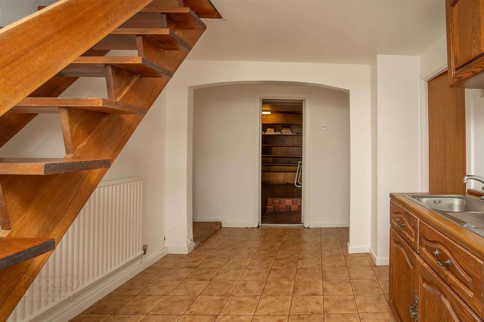 16 Larch Hill Avenue 33 of 44