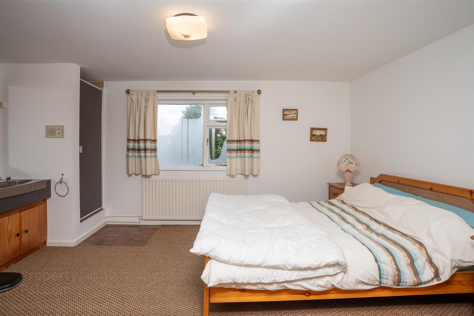 16 Larch Hill Avenue 37 of 44