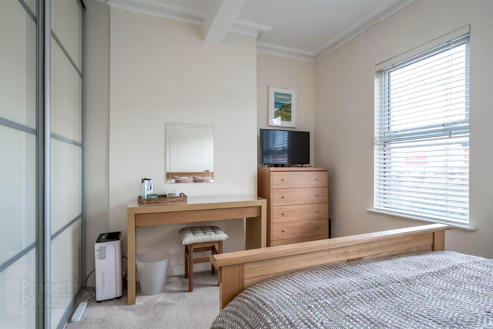 10 Larkstone Street 16 of 22