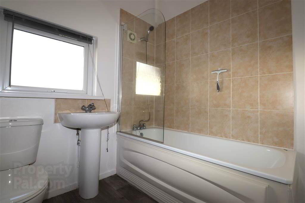 74 Ballynahinch Road 10 of 16