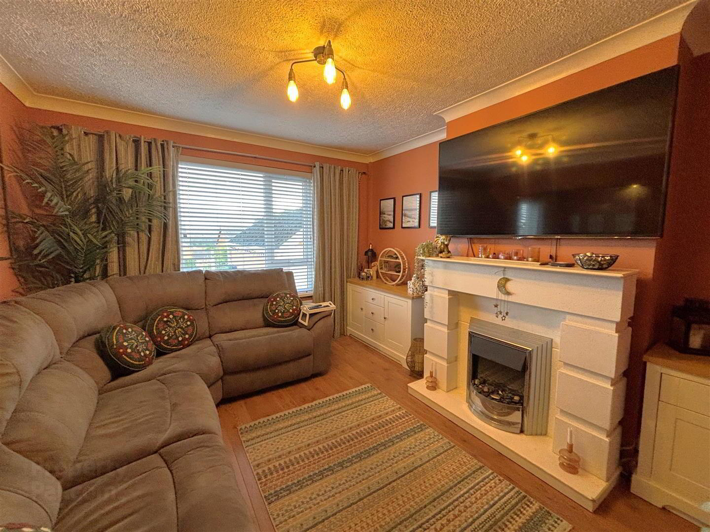9 Innisfayle Gardens 6 of 29