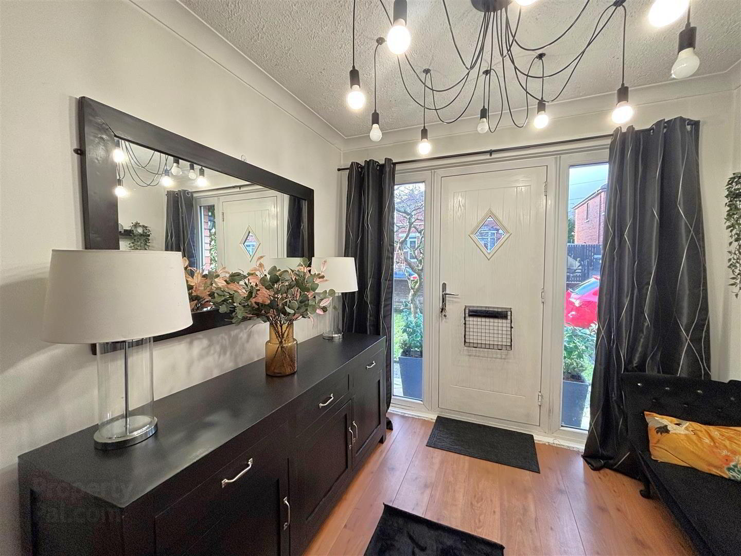 9 Innisfayle Gardens 5 of 29