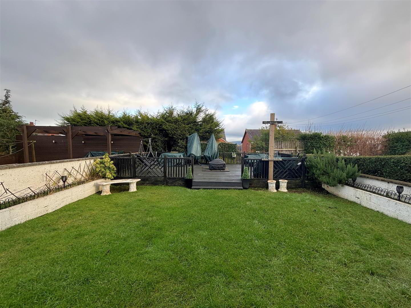 9 Innisfayle Gardens 27 of 29