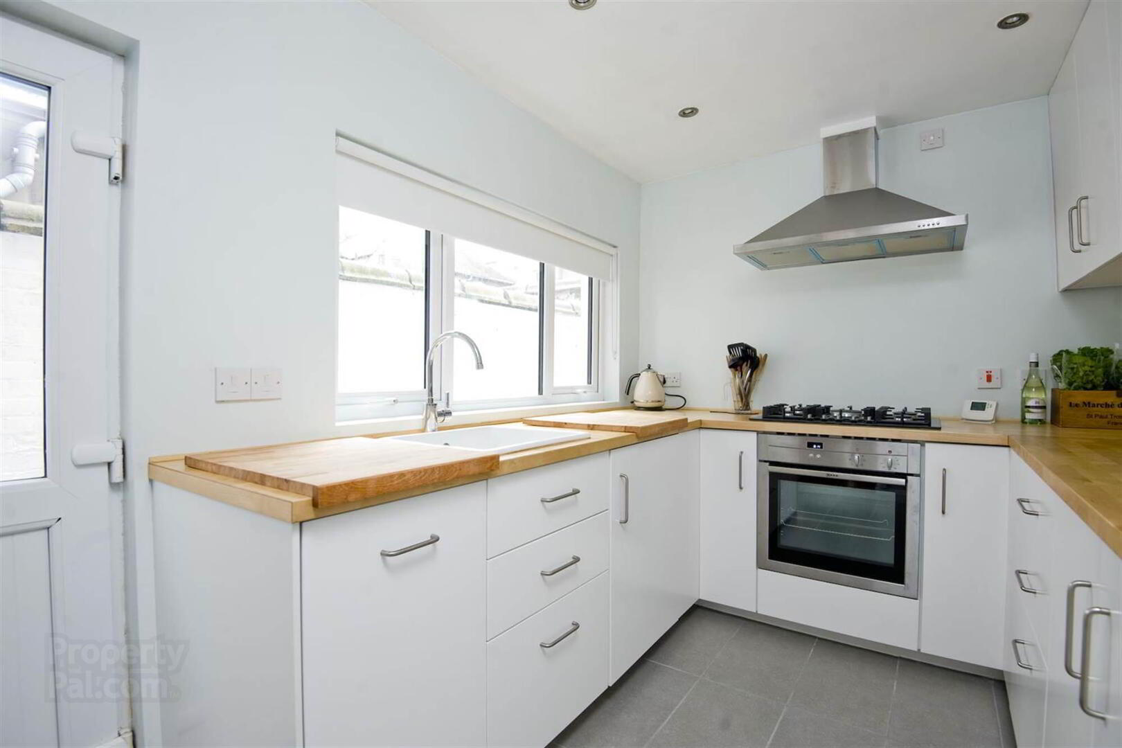 22 Ranfurly Drive 7 of 13