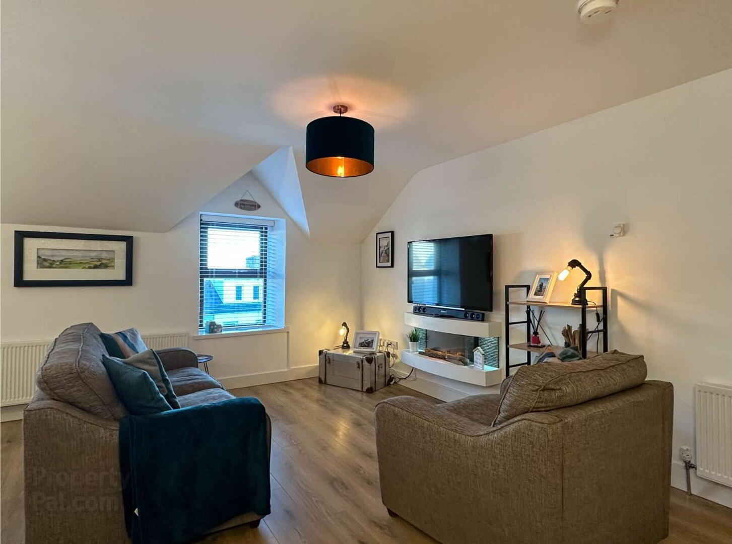 Apt 3, 88 Causeway Street 10 of 45