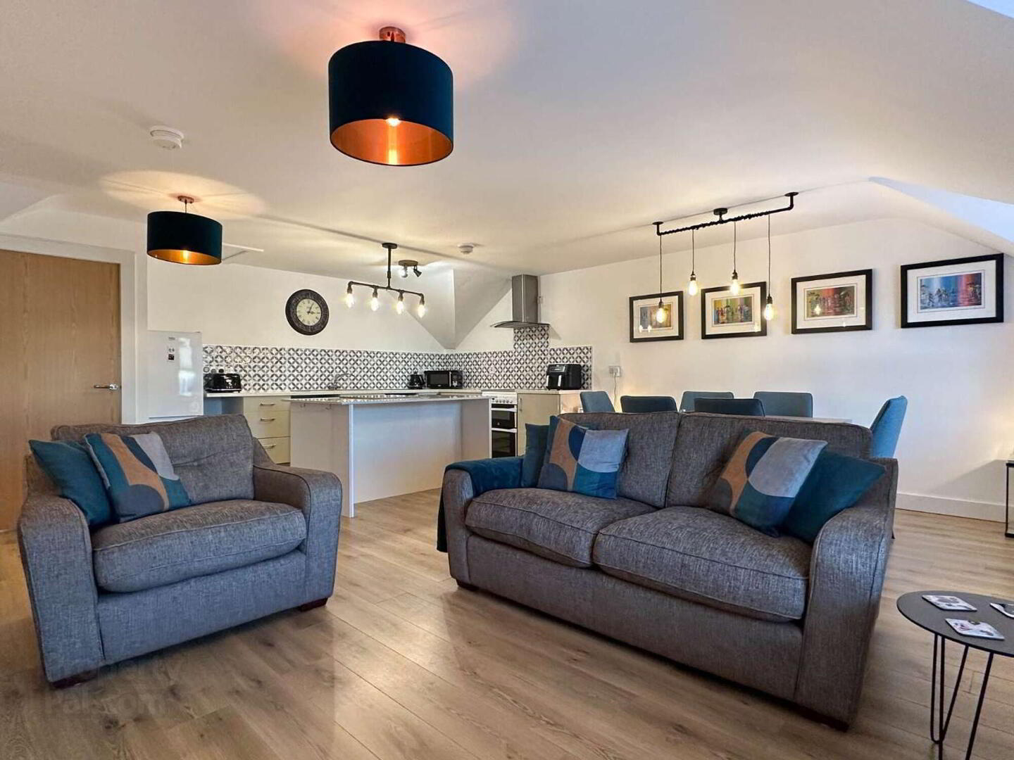 Apt 3, 88 Causeway Street 13 of 45