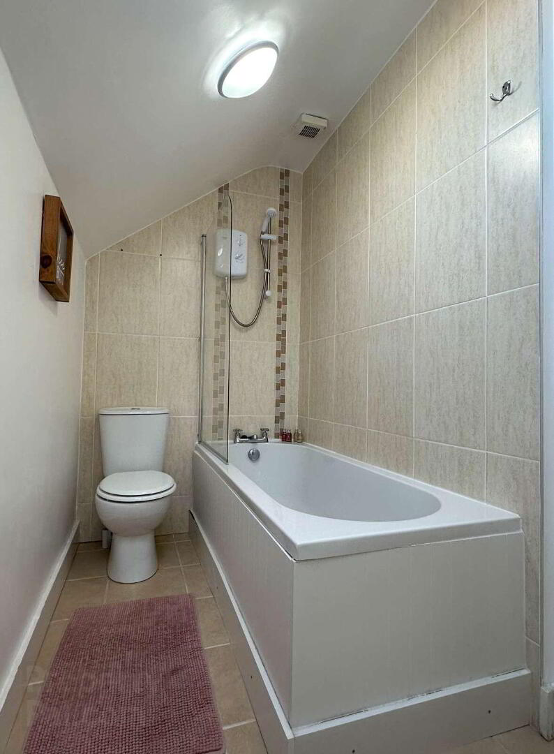 Apt 3, 88 Causeway Street 30 of 45