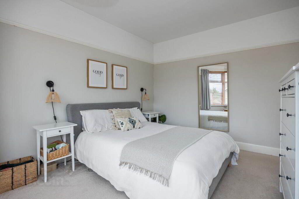 63 Grand Parade 21 of 28