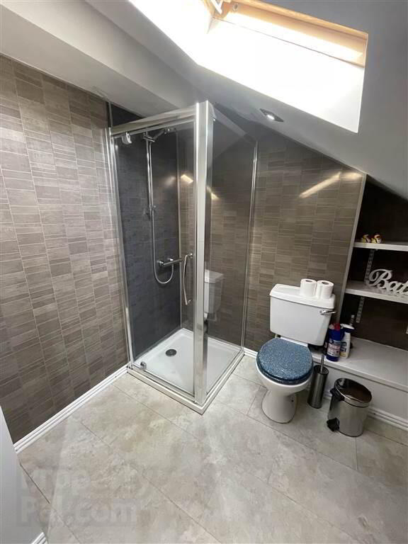 Apartment 3 64 Lisburn Road 9 of 17