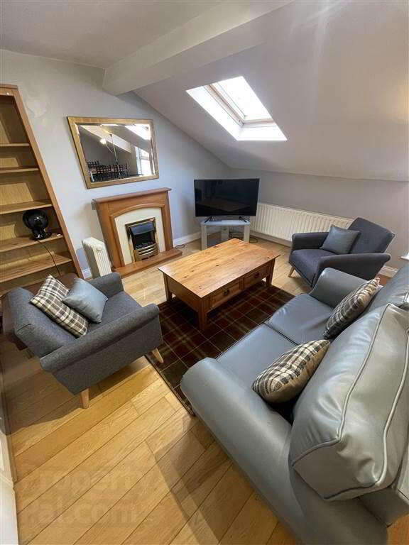 Apartment 3 64 Lisburn Road 13 of 17