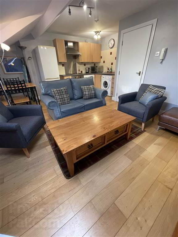 Apartment 3 64 Lisburn Road 14 of 17