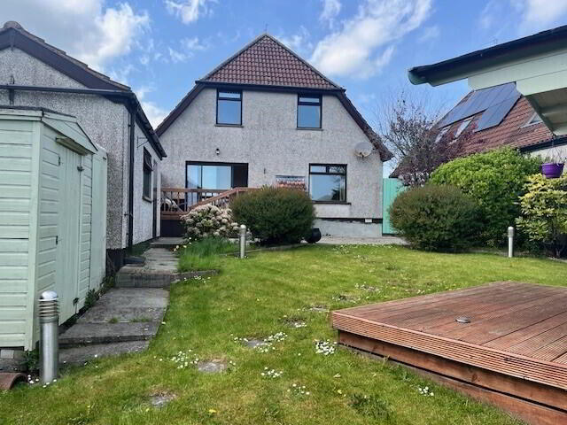 11 Beverley Close 33 of 35