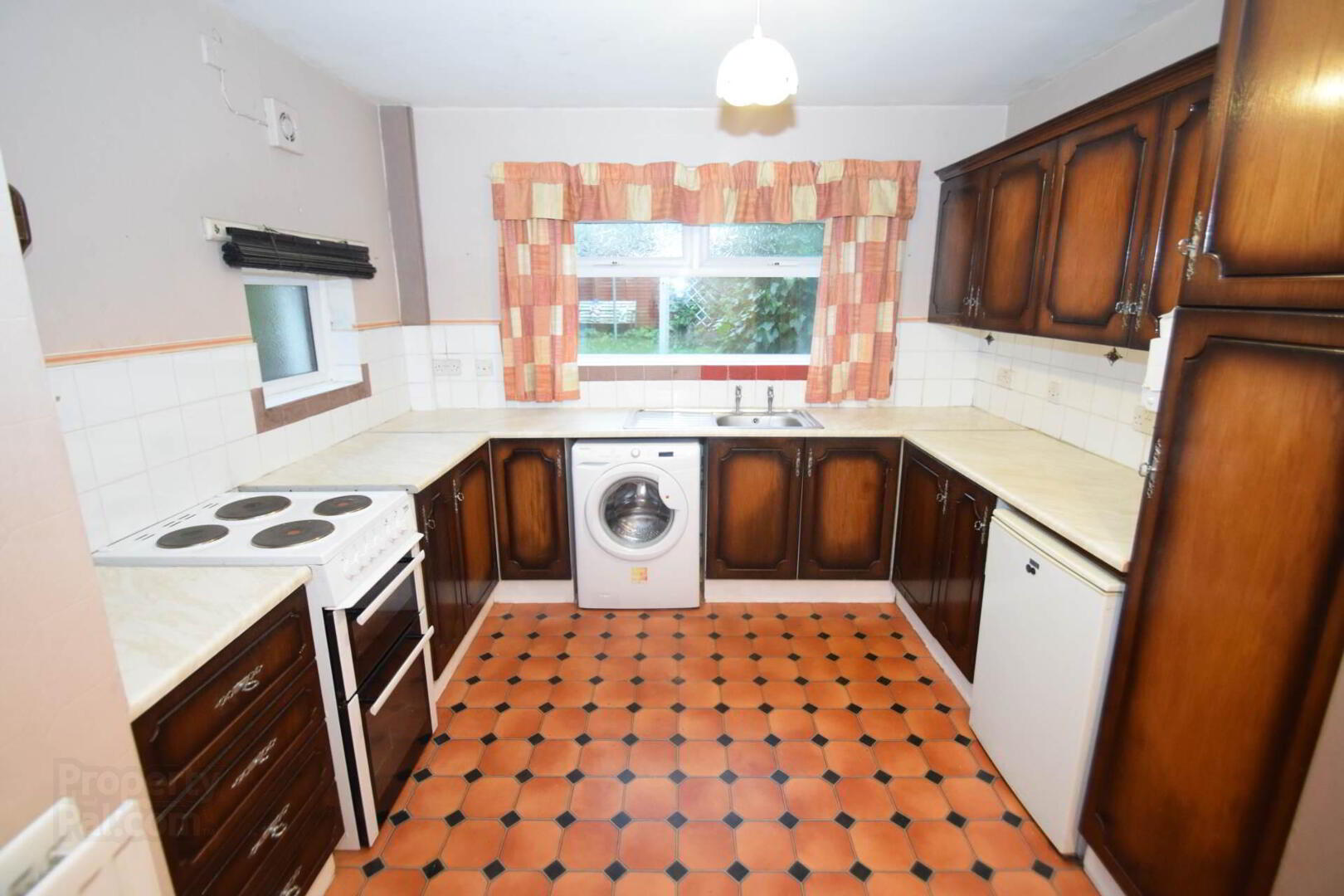 637 Oldpark Road 6 of 20