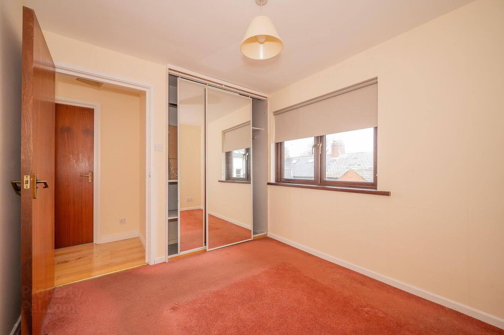 Apt 6, 82a South Parade 8 of 10