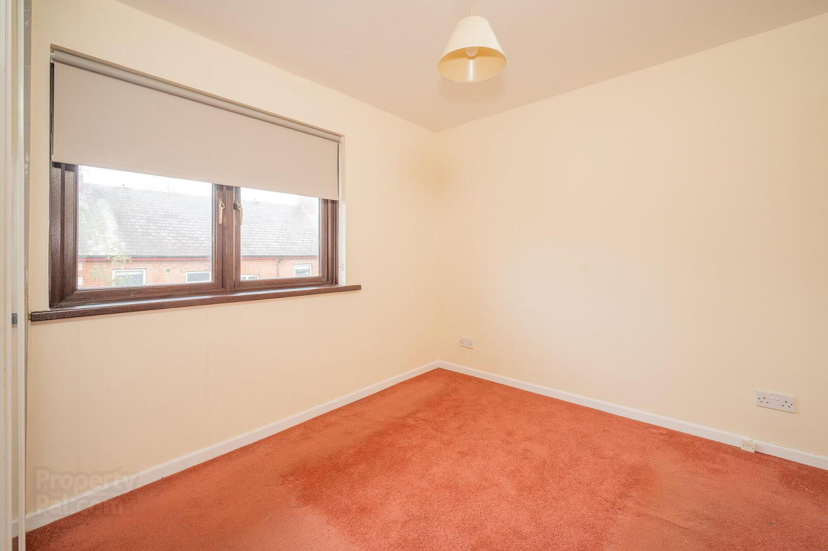 Apt 6, 82a South Parade 7 of 10