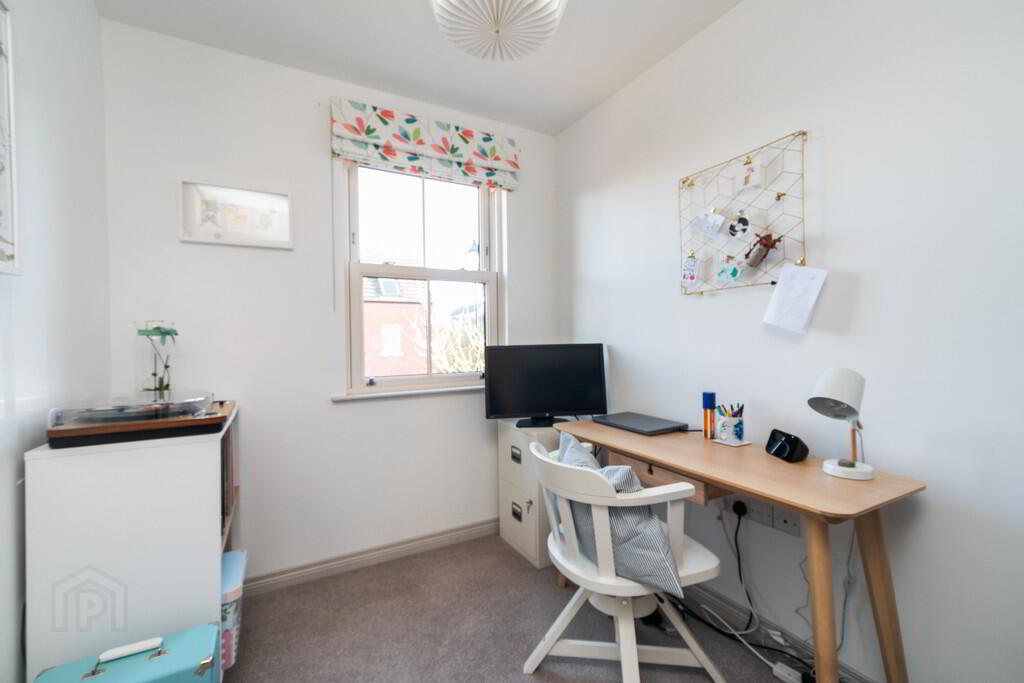 11 Ballantine Way 18 of 32