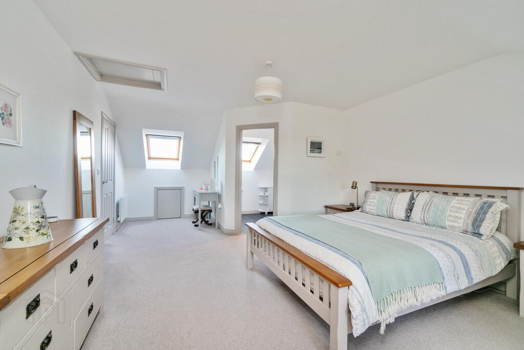 11 Ballantine Way 25 of 32