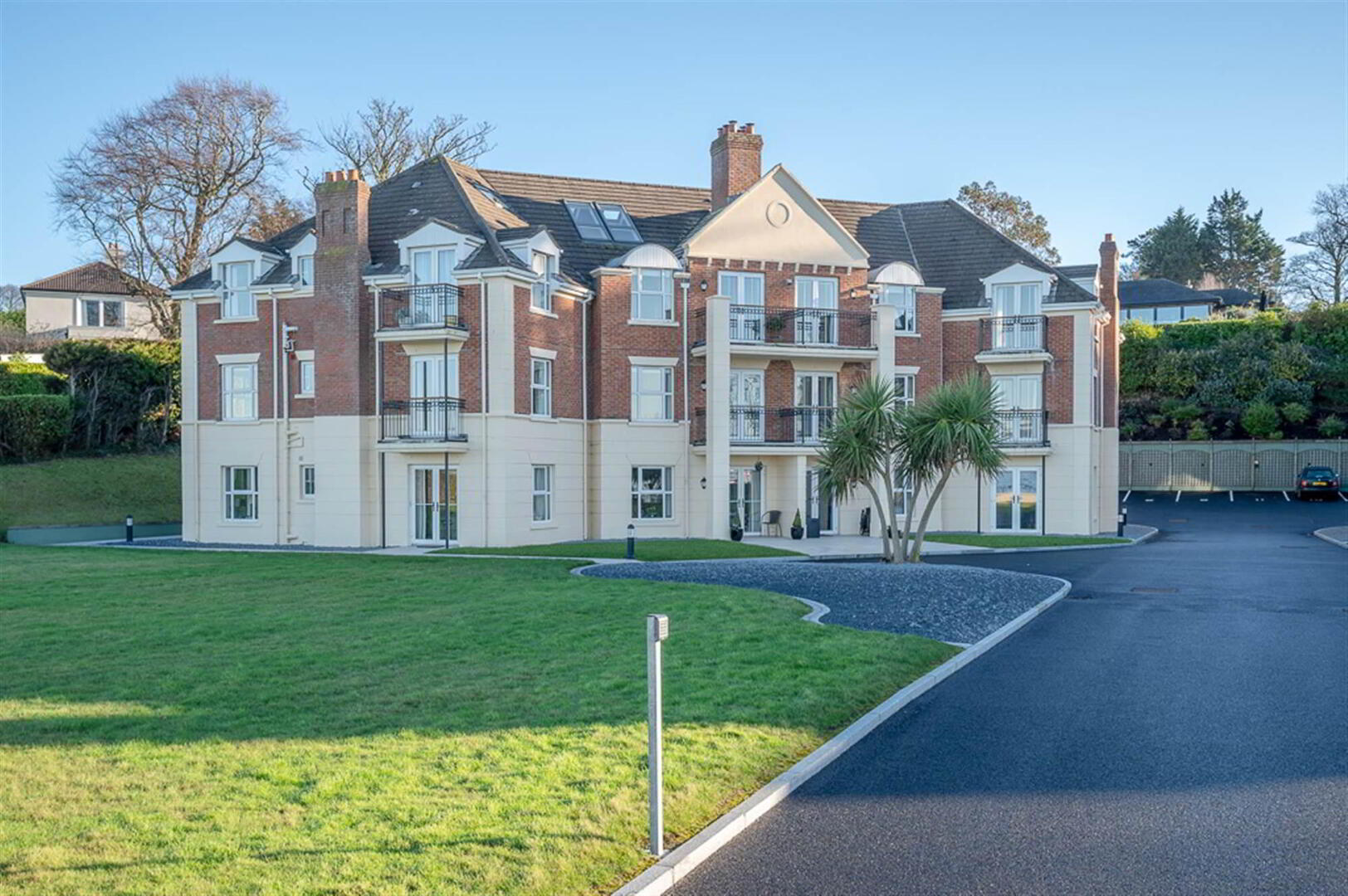 2 Clanbrassil Court