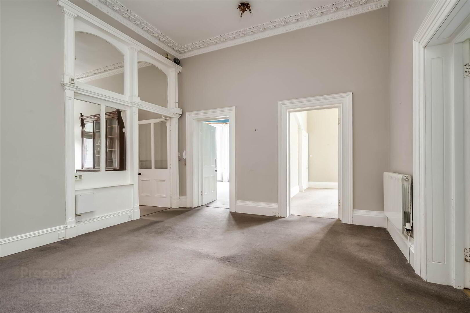 Flat 1 Lismachan House, 378 Belmont Road 6 of 24