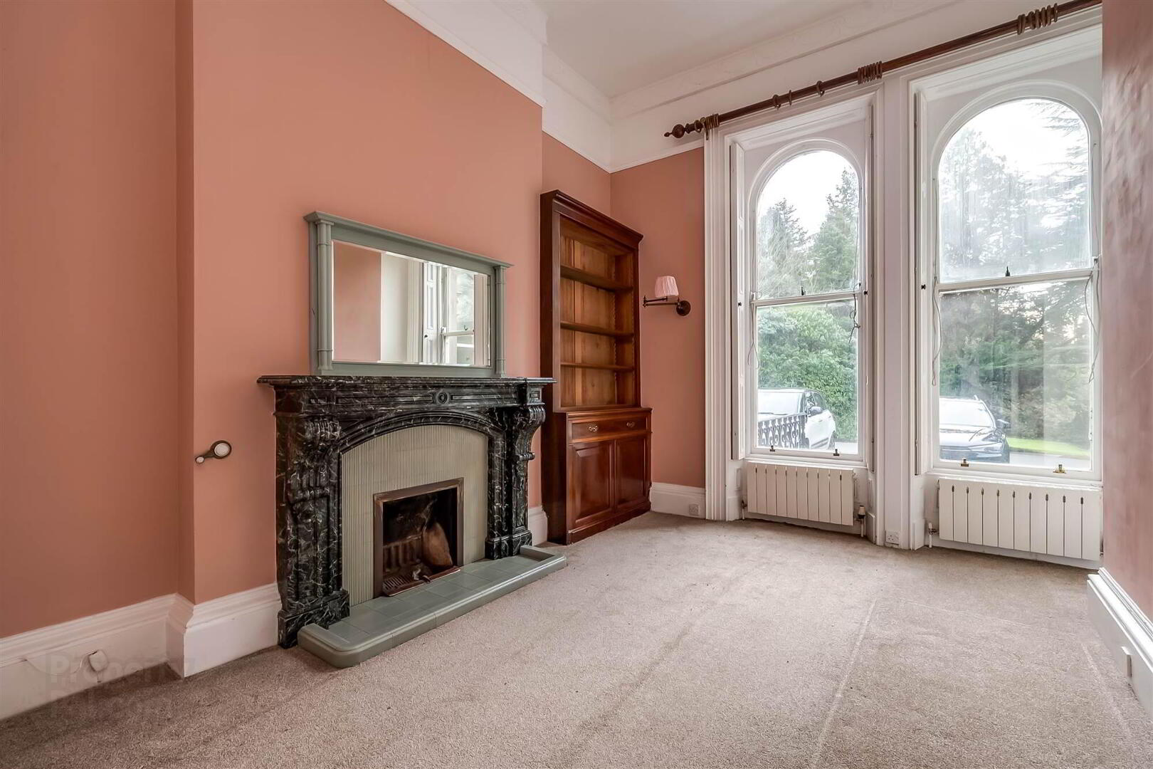 Flat 1 Lismachan House, 378 Belmont Road 13 of 24