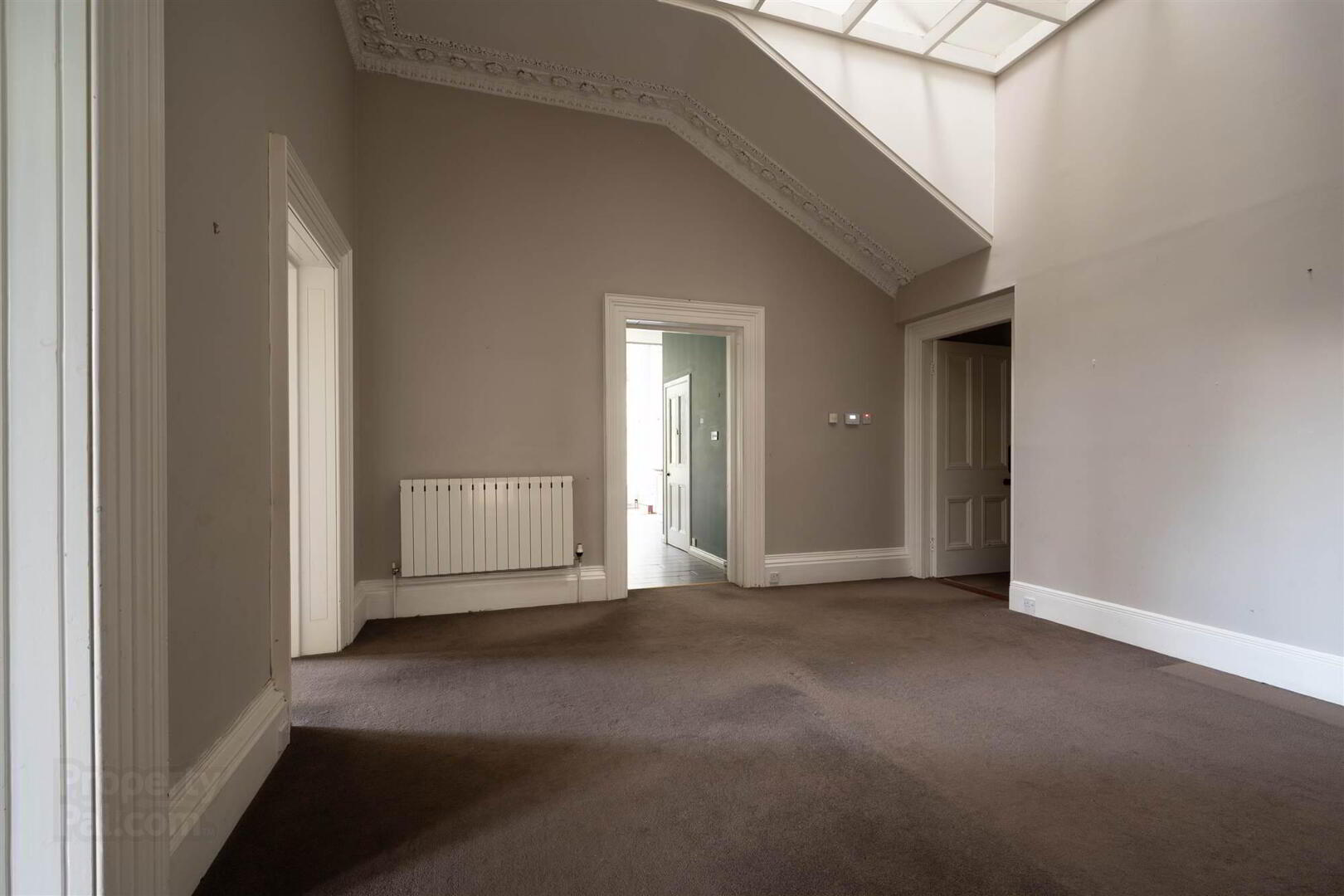 Flat 1 Lismachan House, 378 Belmont Road 17 of 24