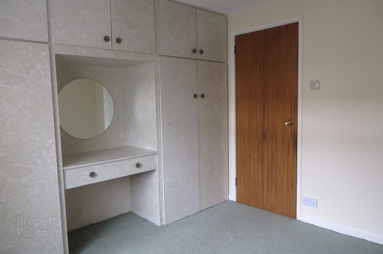 32 Casement Street 10 of 15