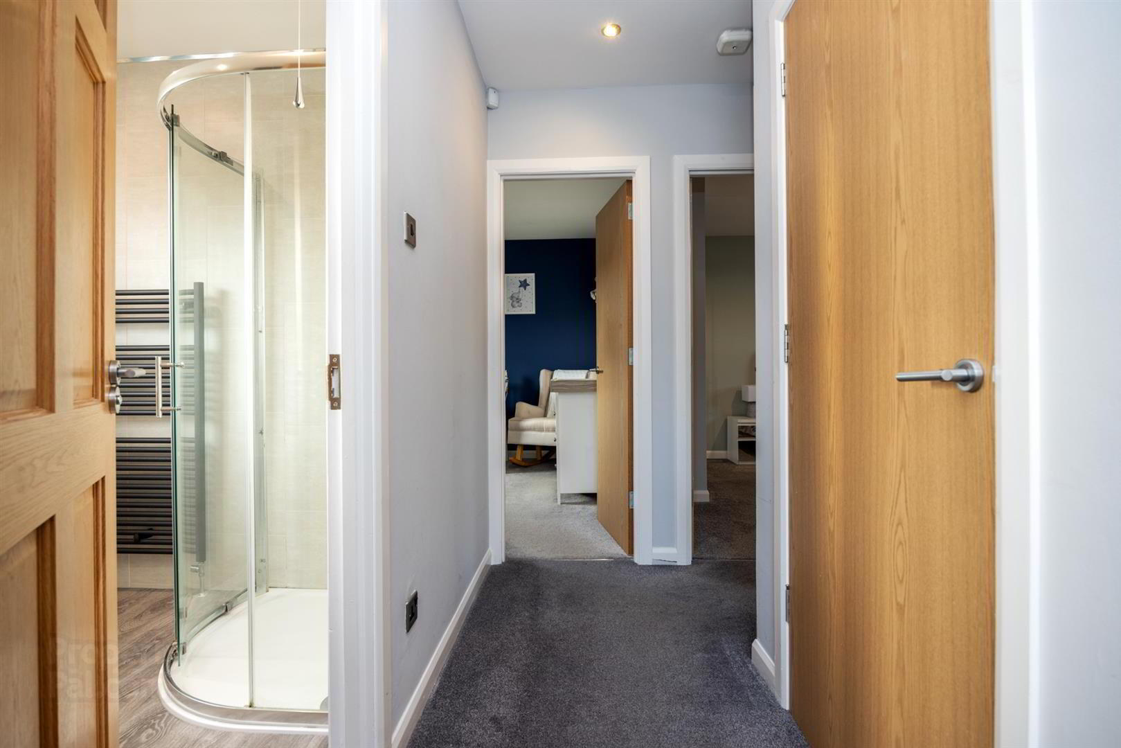 17 Huntingdale Green 8 of 17