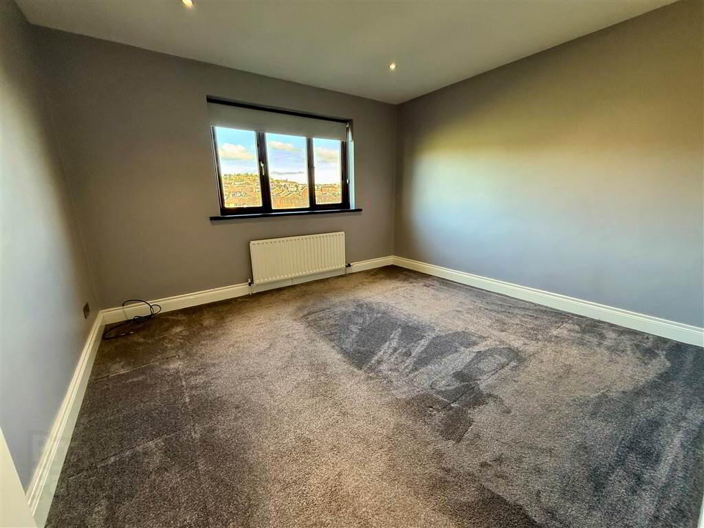14 Grangewood Grove 10 of 13