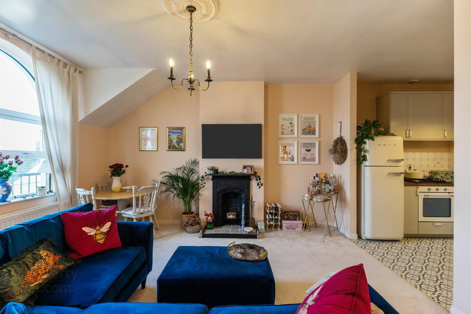 3 Castle Street Court 10 of 14