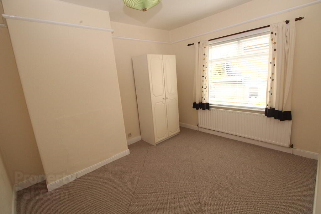 78 Whitewell Road 8 of 12
