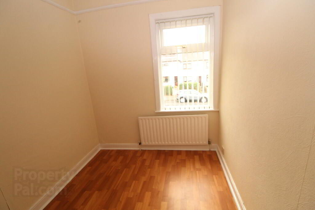 78 Whitewell Road 9 of 12