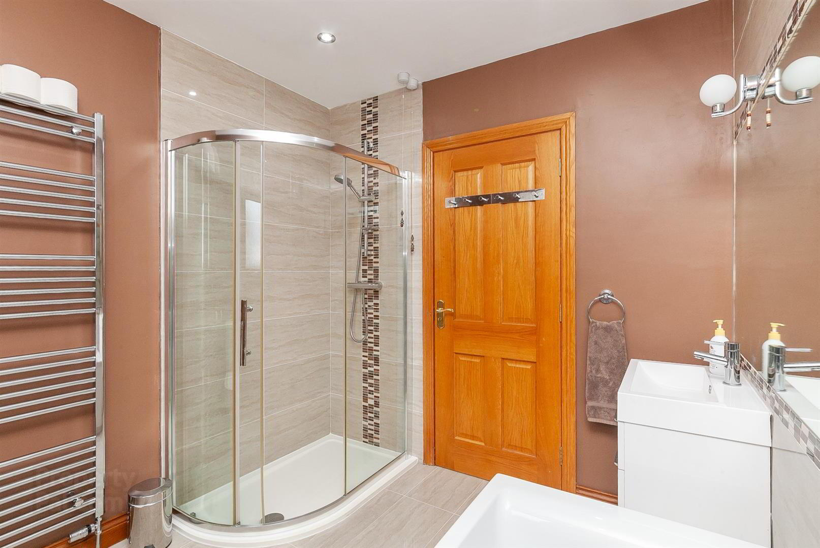34 Cricklewood Park 29 of 33