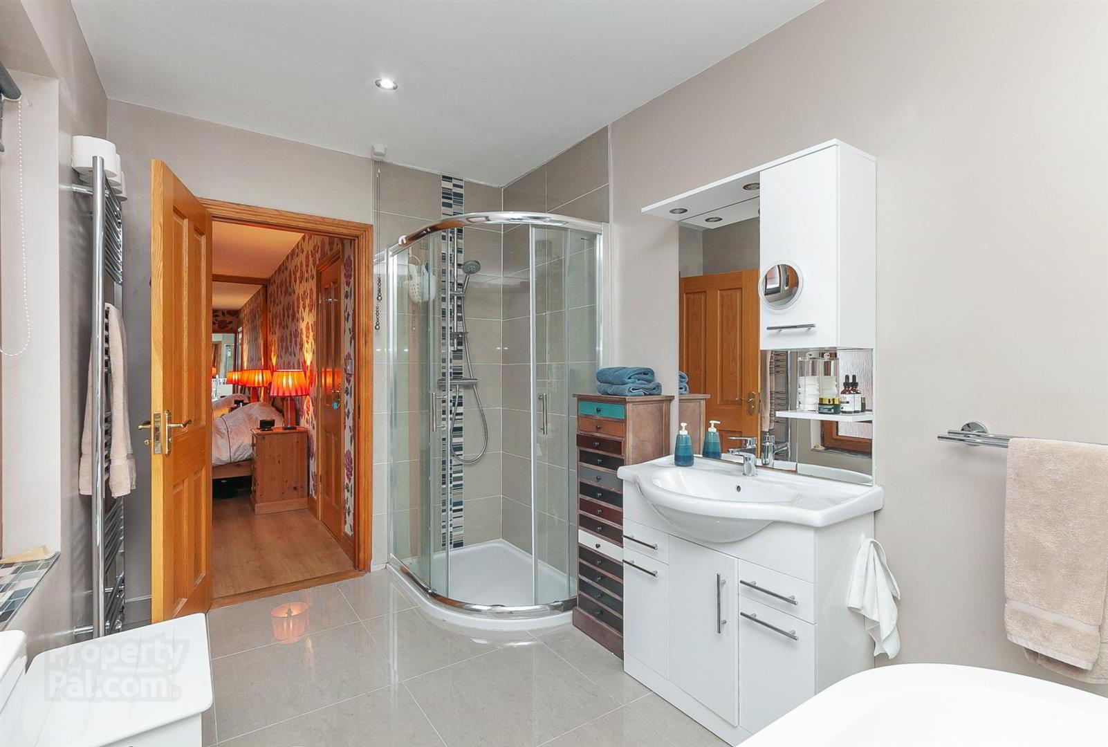 34 Cricklewood Park 21 of 33