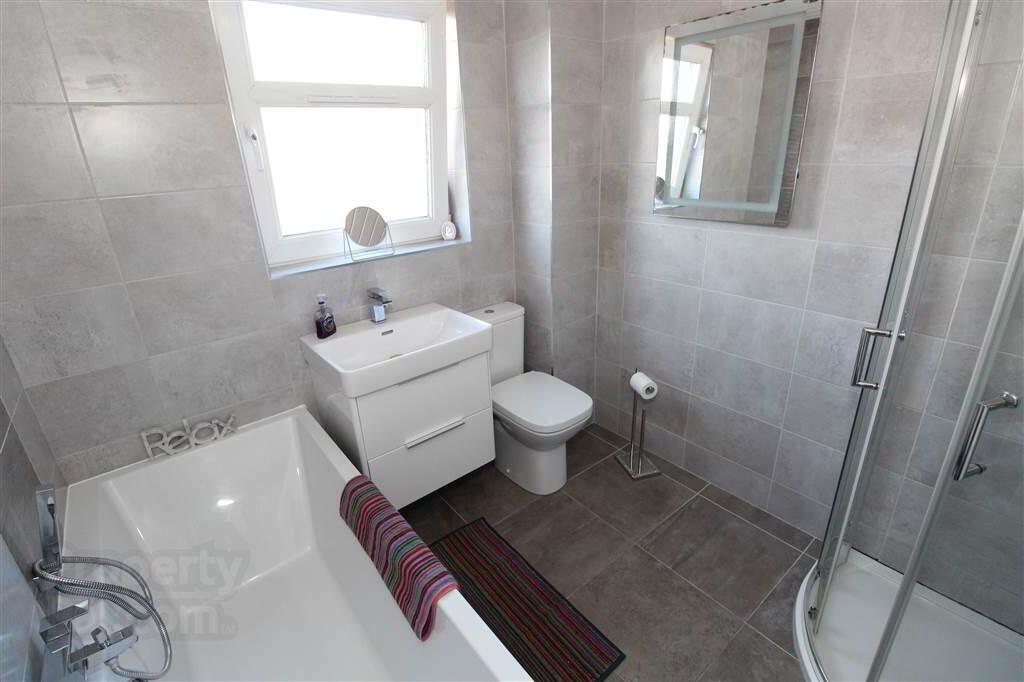 4 Gotha Street 13 of 16