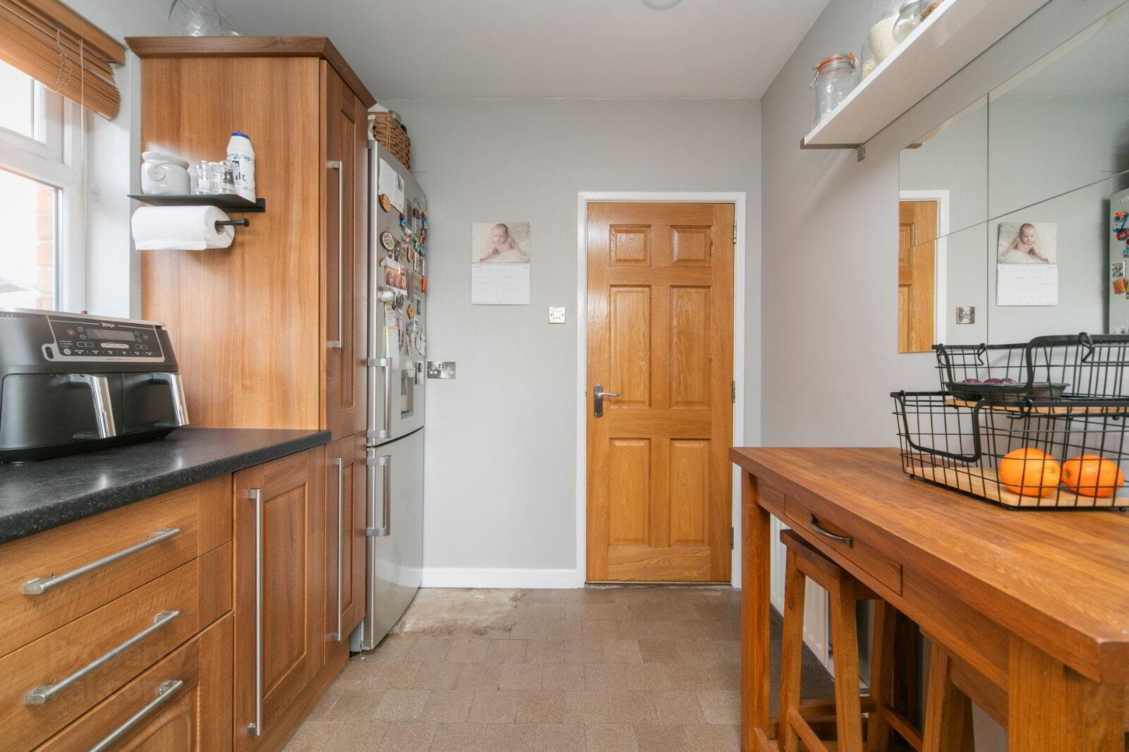 50 Glendale Avenue North 8 of 16