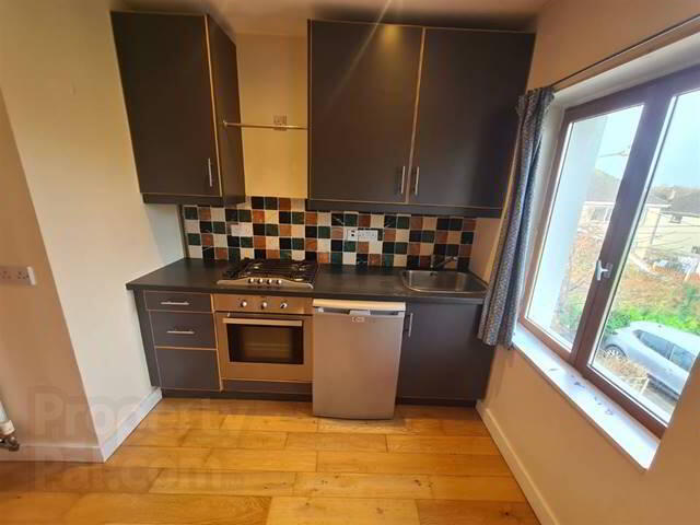 14a Beechcourt 22 of 34