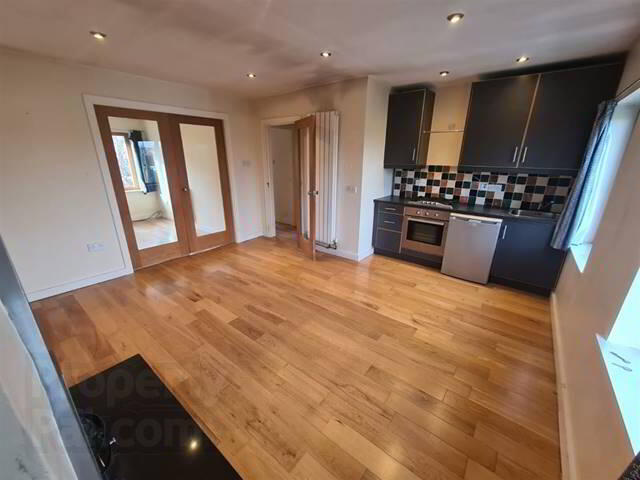 14a Beechcourt 18 of 34